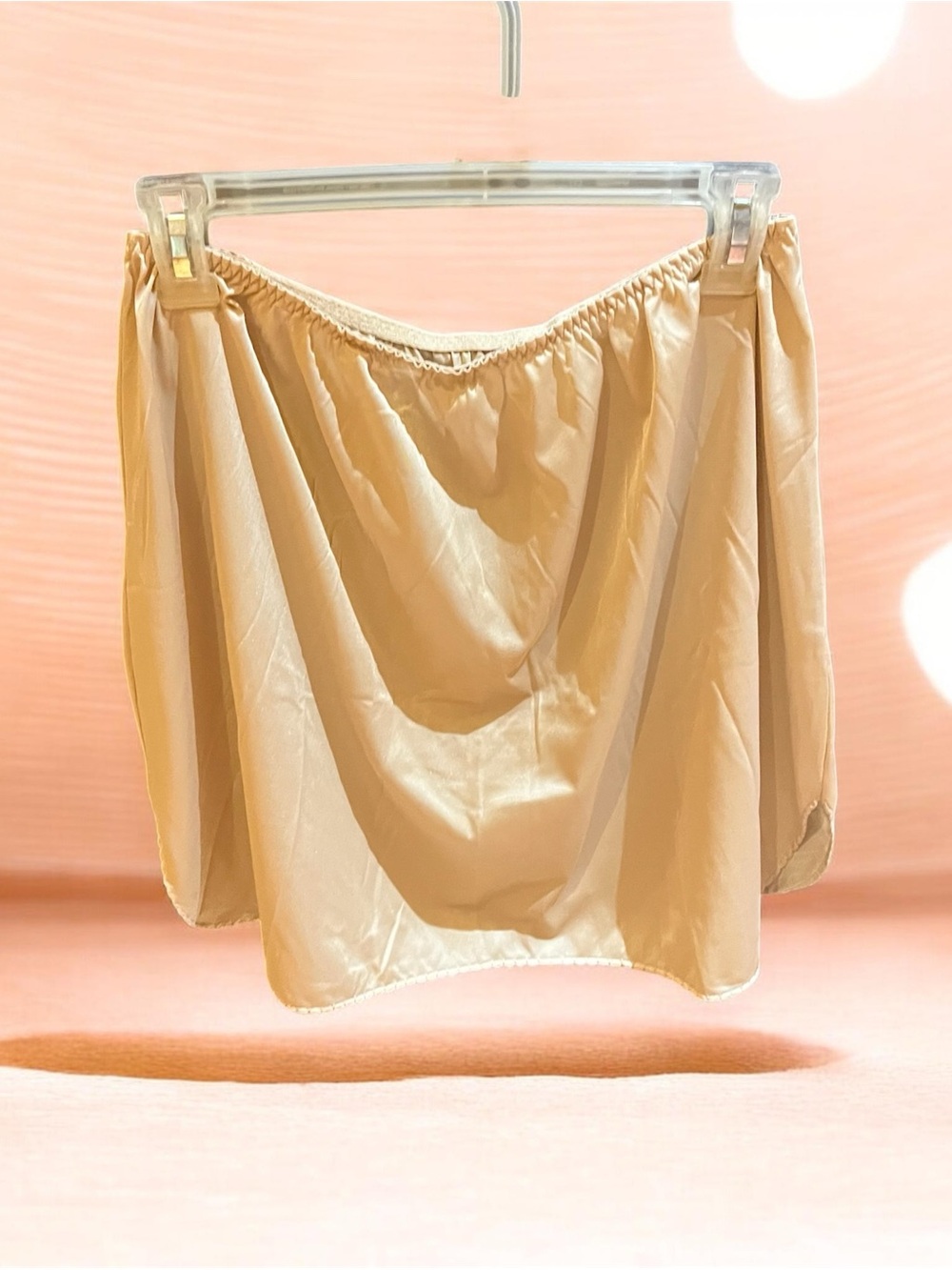 NWOT Vanity Fair Half Slip Nude XL